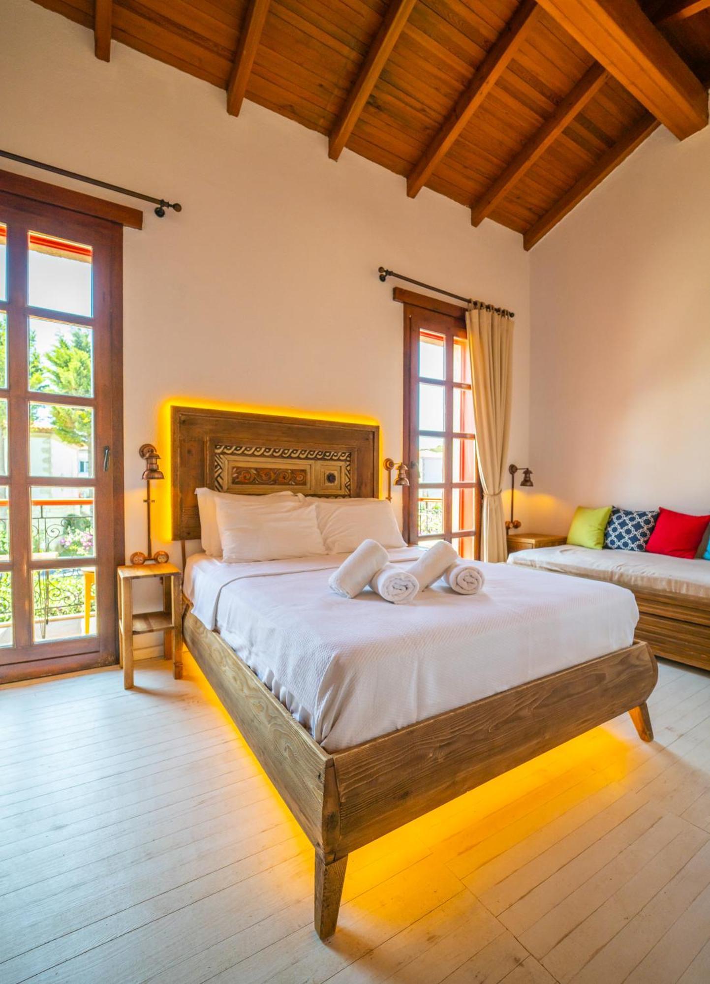 Banana Alacati Food & Stay - Adults Only الغرفة الصورة